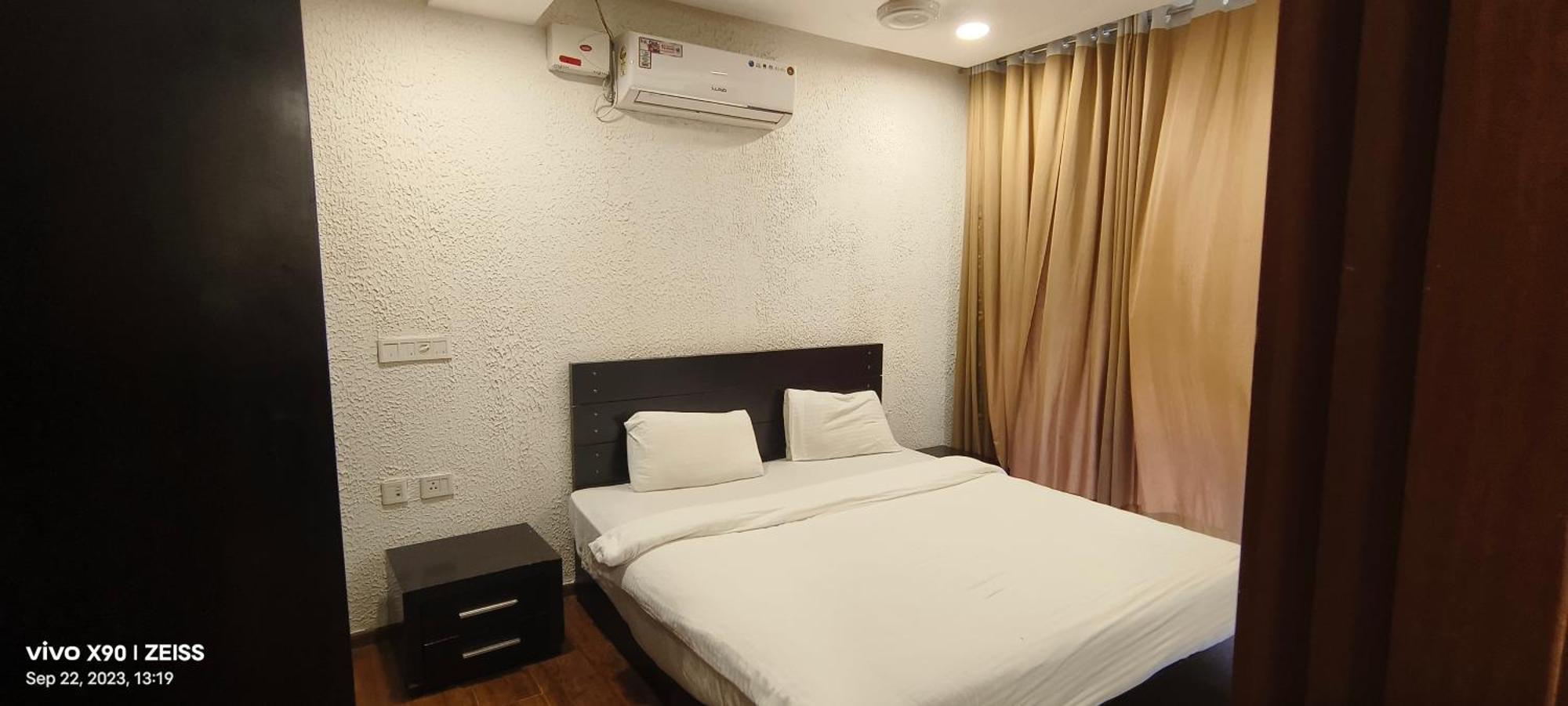 Aarju Luxurious Stay Calangute Exteriör bild